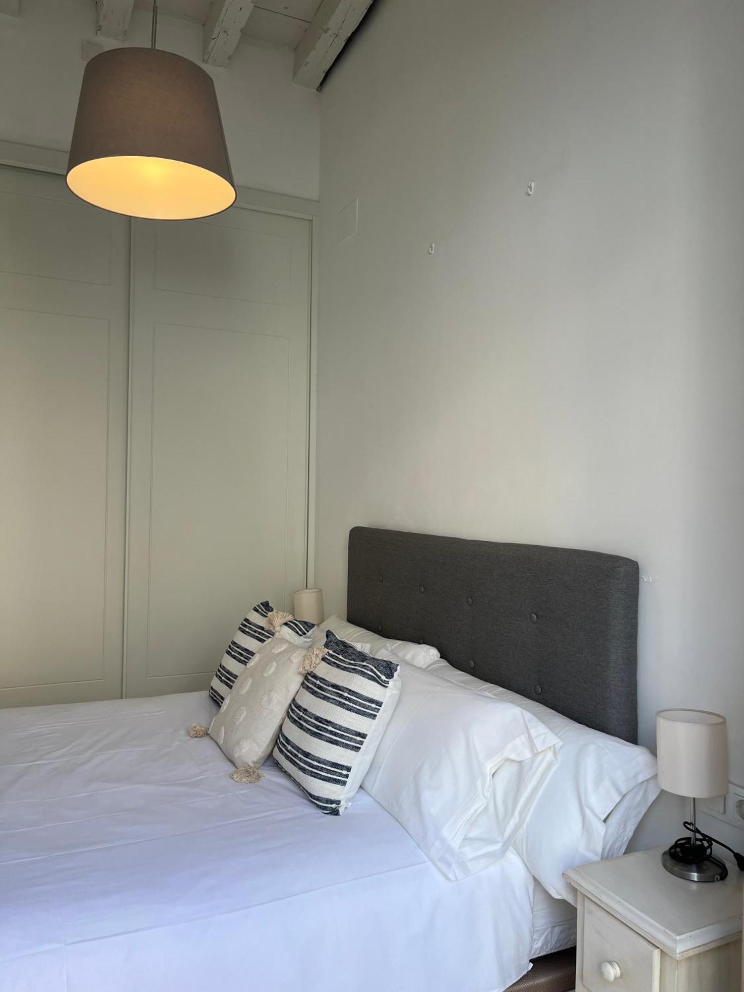 Balcones De Jauregui Premium Apartment Seville Exterior photo